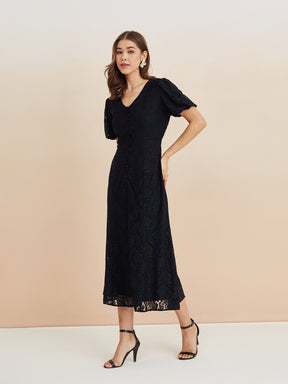 Latin Quarters Women'S Black V-Neck Half Sleeves Lace Party A-Line Dress