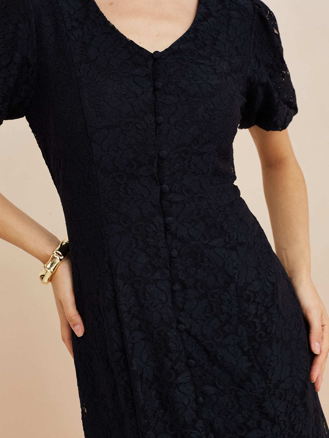 Latin Quarters Women'S Black V-Neck Half Sleeves Lace Party A-Line Dress