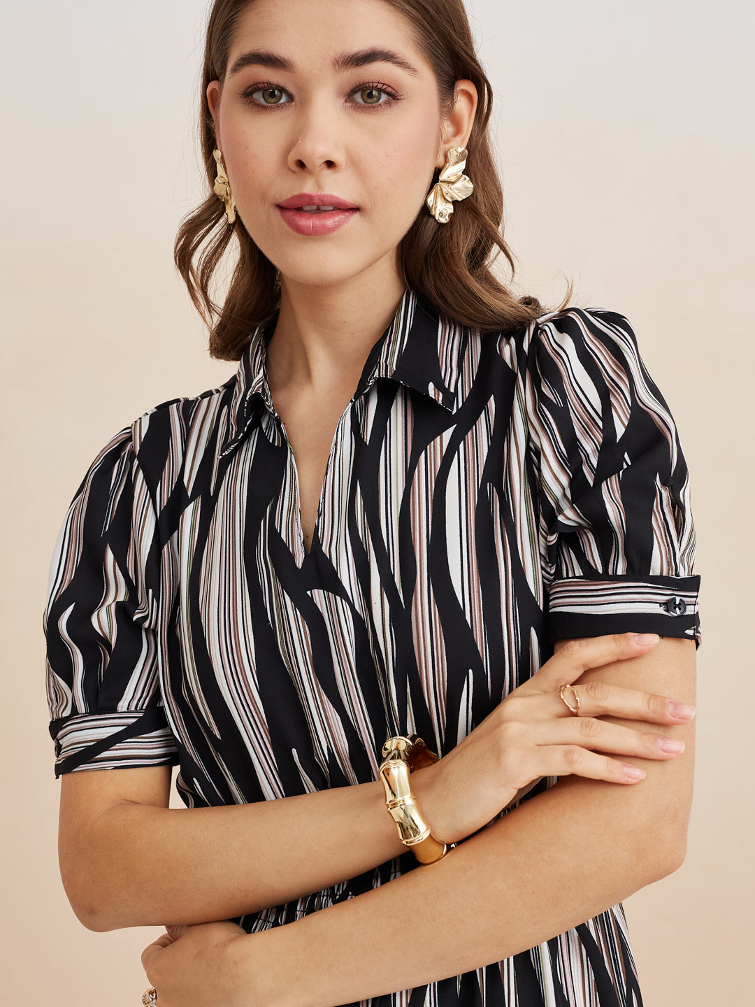 Latin Quarters Women'S Black Collar Neck Half Sleeves Printed Casual A-Line Dress