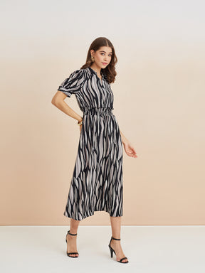 Latin Quarters Women'S Black Collar Neck Half Sleeves Printed Casual A-Line Dress