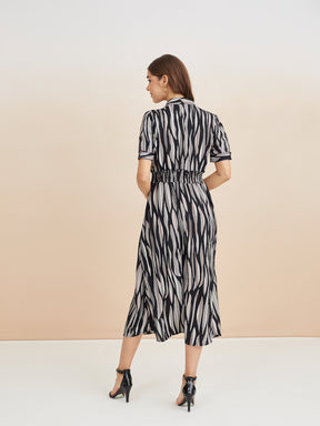 Latin Quarters Women'S Black Collar Neck Half Sleeves Printed Casual A-Line Dress