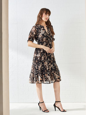 Latin Quarters Women's Black Half Sleeves V-Neck Printed Casual Midi Dress