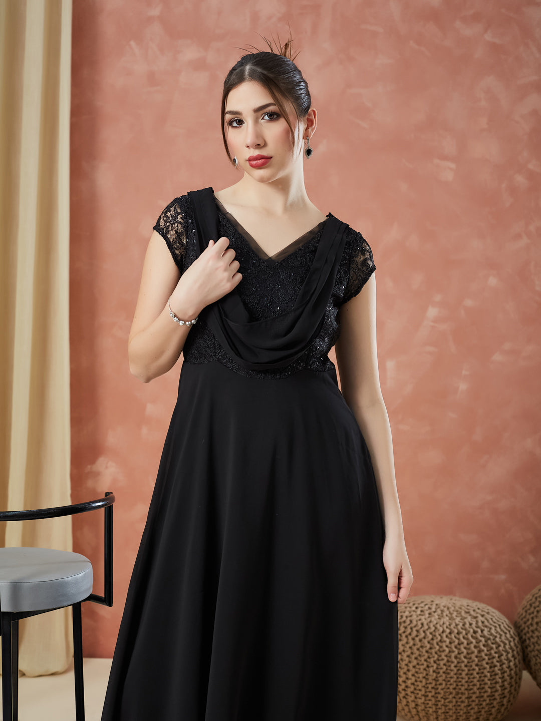 Latin Quarters Women's Black Cap Sleeves Sequin V-Neck Evening Dress