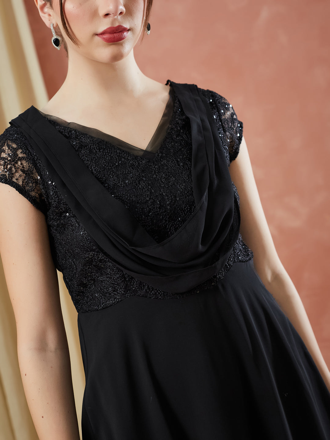 Latin Quarters Women's Black Cap Sleeves Sequin V-Neck Evening Dress