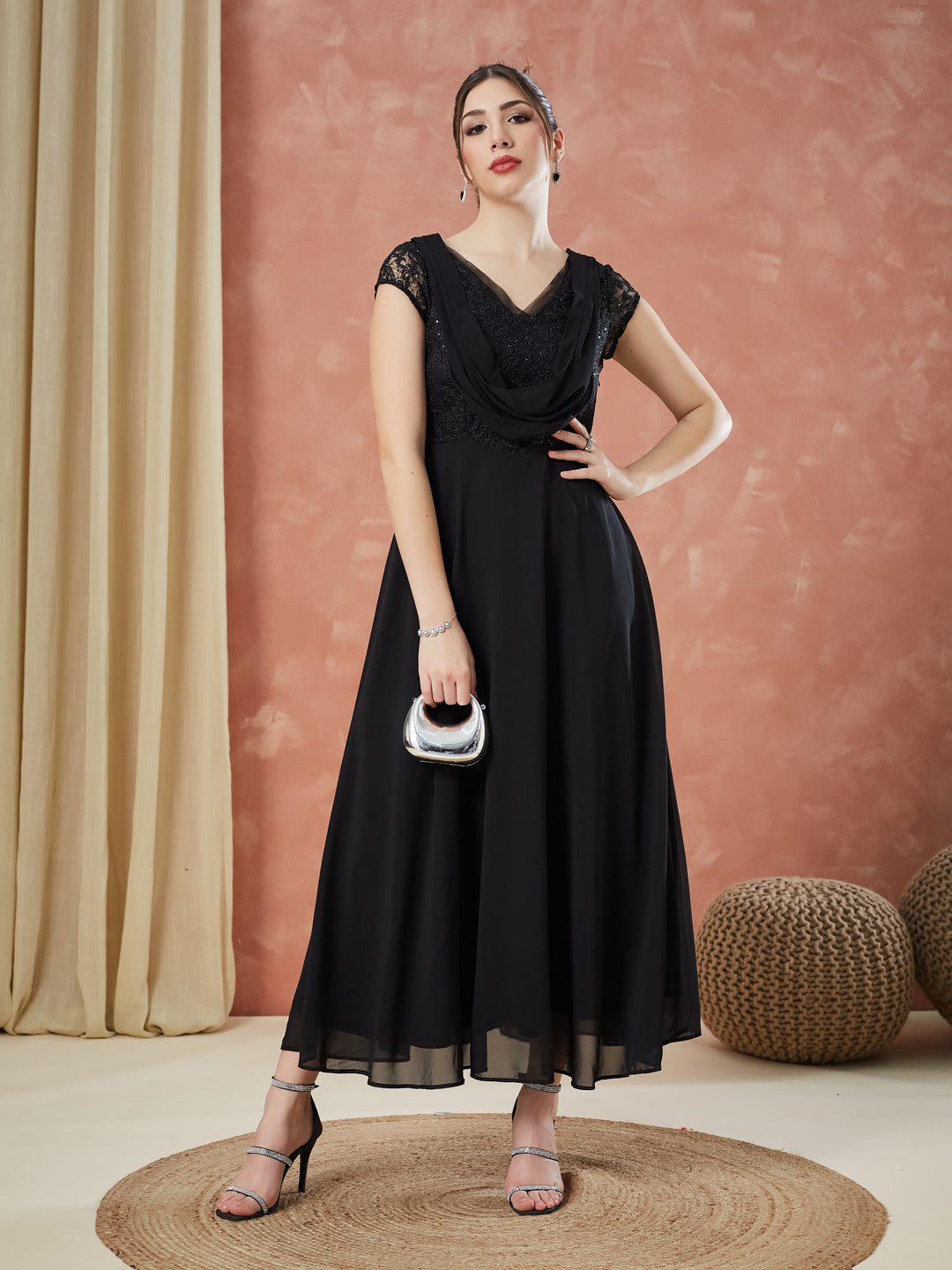 Latin Quarters Women's Black Cap Sleeves Sequin V-Neck Evening Dress