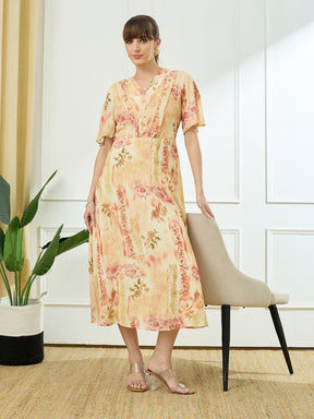 Latin Quarters Women's Yellow Half Sleeves V-Neck Casual Printed Dress