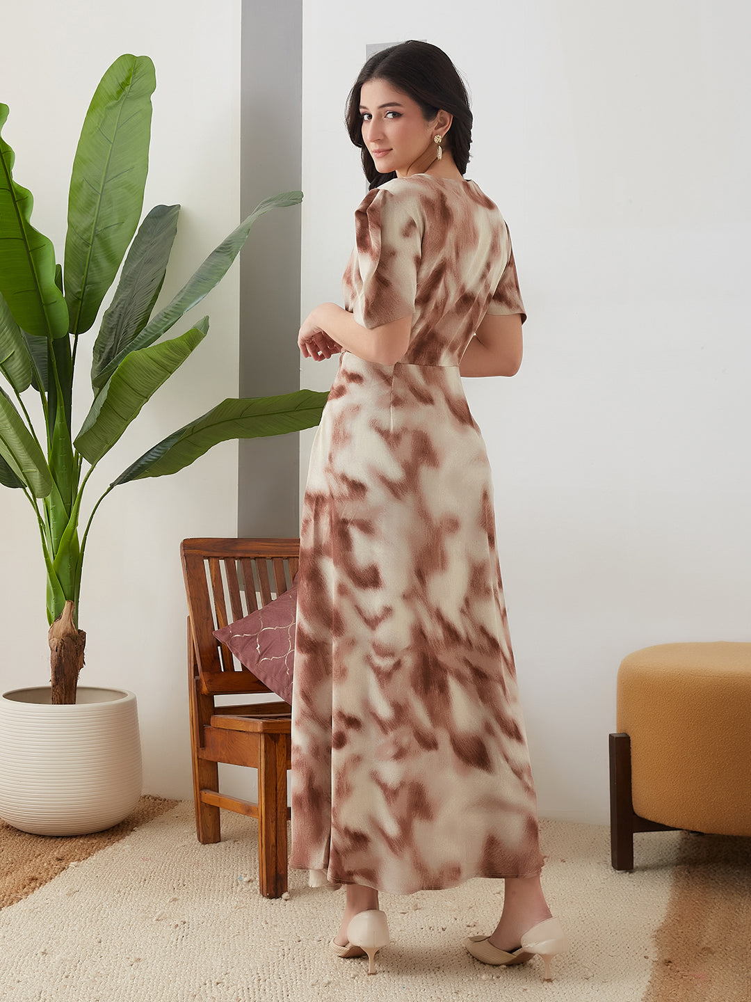 Latin Quarters Women Brown Tie-Dye Half Sleeves Casual Dress