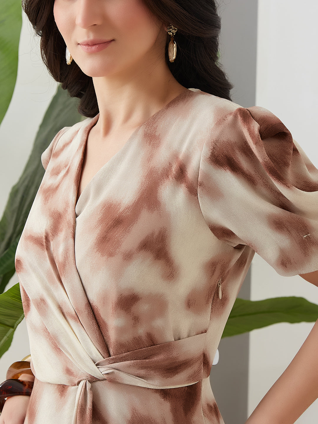 Latin Quarters Women Brown Tie-Dye Half Sleeves Casual Dress