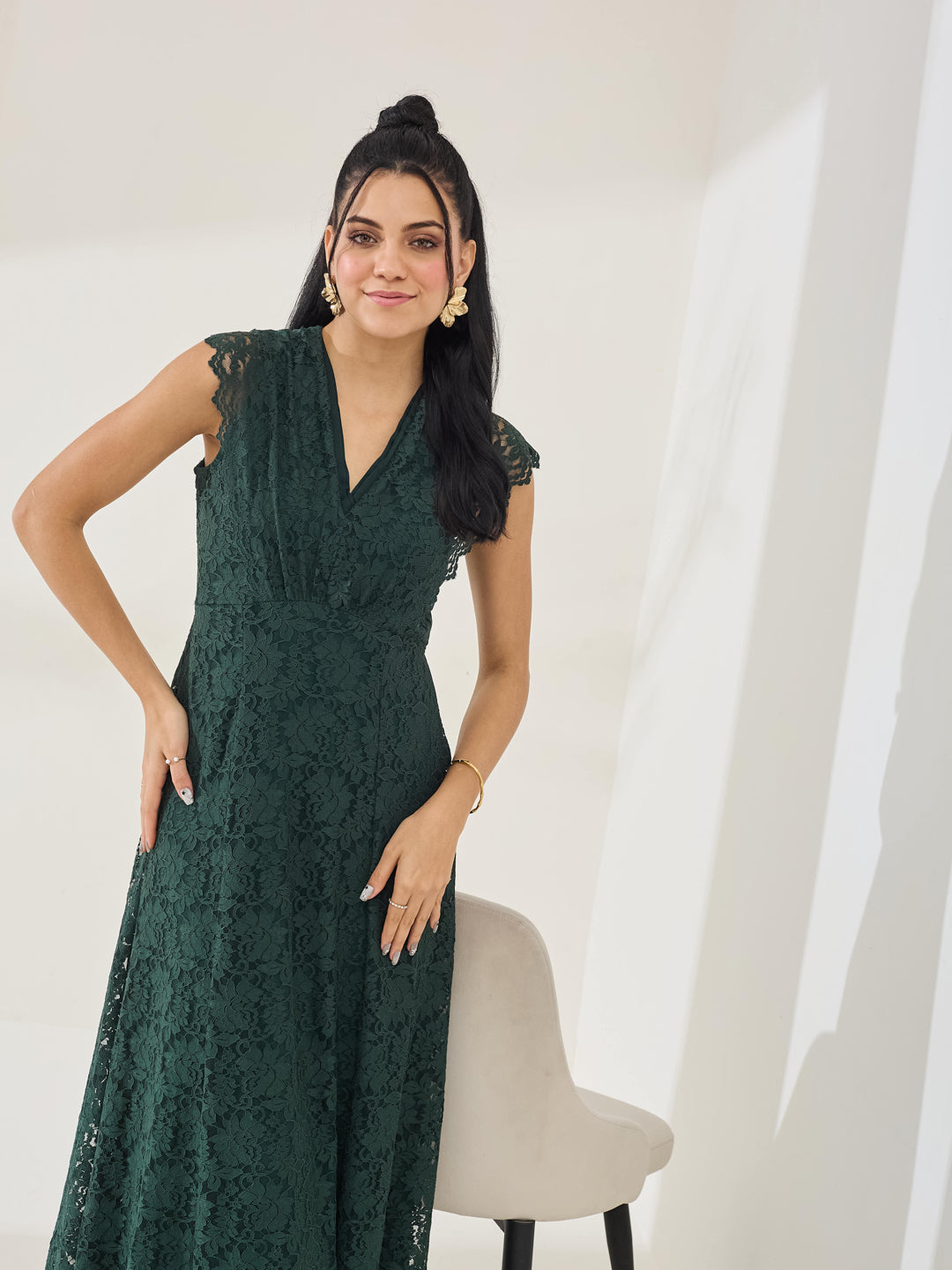 Latin Quarters Women's Green Cap Sleeve V-Neck Party A-Line Dress