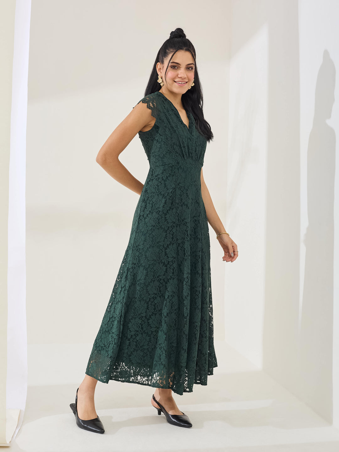 Latin Quarters Women's Green Cap Sleeve V-Neck Party A-Line Dress