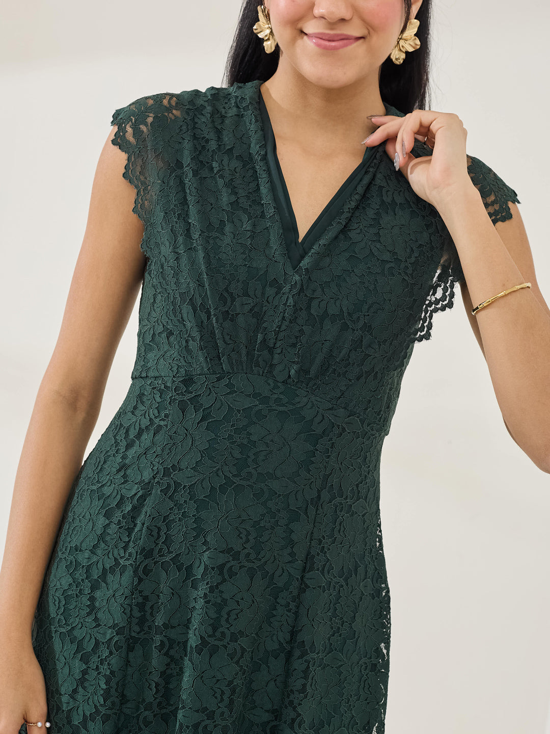 Latin Quarters Women's Green Cap Sleeve V-Neck Party A-Line Dress