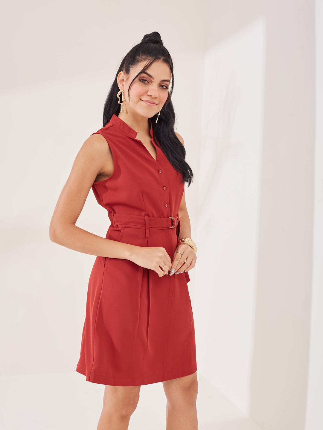 Latin Quarters Women's Rust Solid Sleeveless Mandarin Neck Casual Shirt Dress