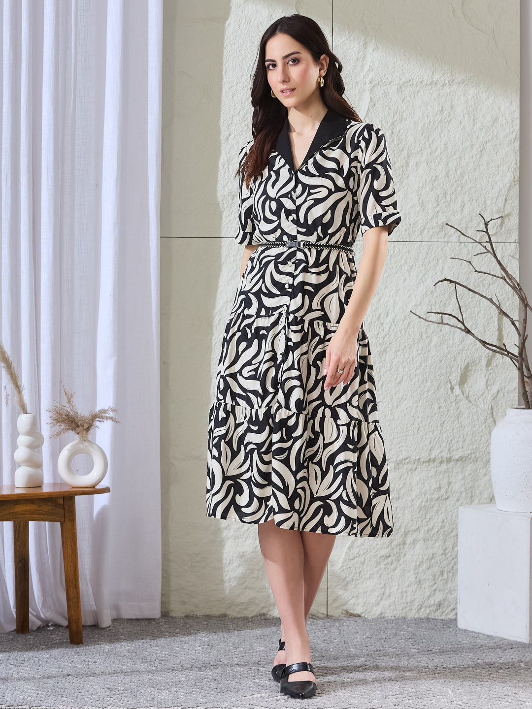 Latin Quarters Women's Black Printed Half Sleeves Collared Casual Shirt Dress