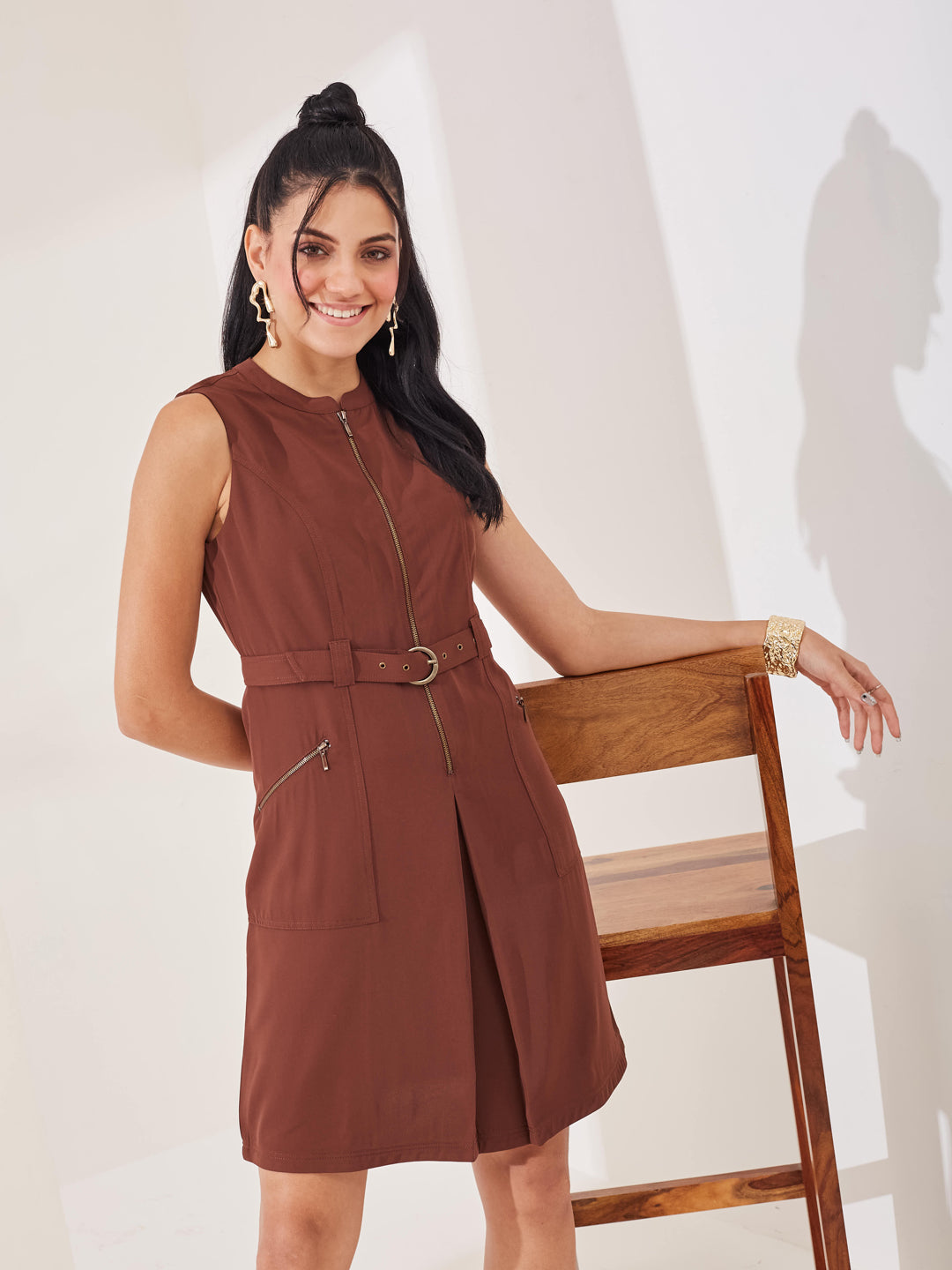 Latin Quarters Women's Brown Solid Sleeveless Mandarin Neck Casual A-Line Dress