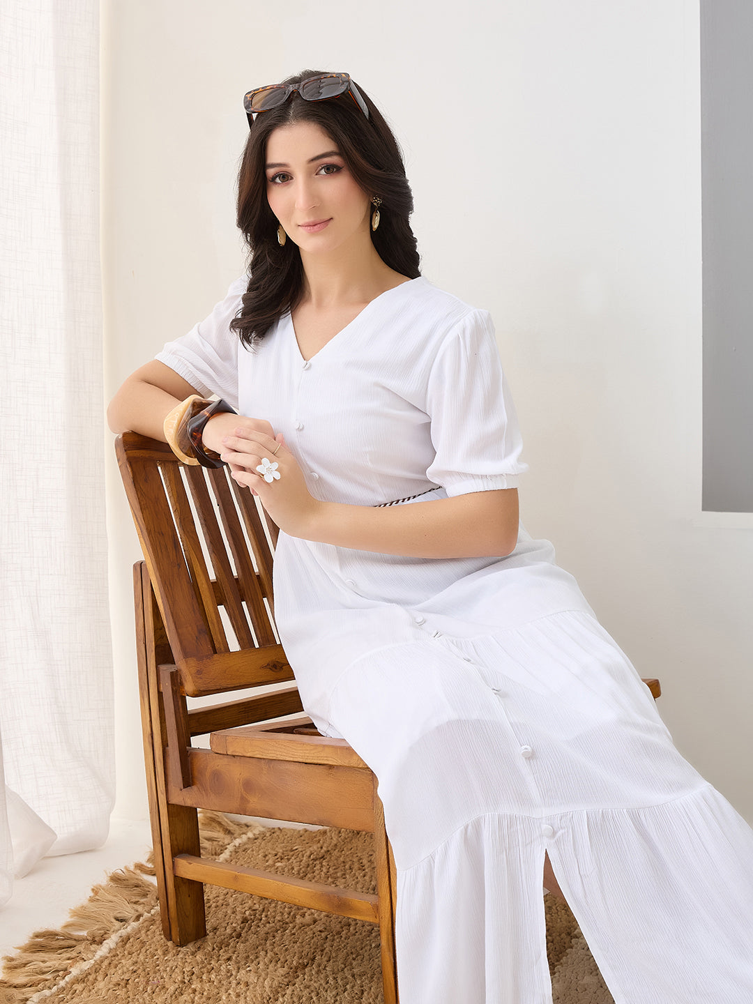 Latin Quarters Women White Solid Midi Half Sleeves V-Neck Casual Dress