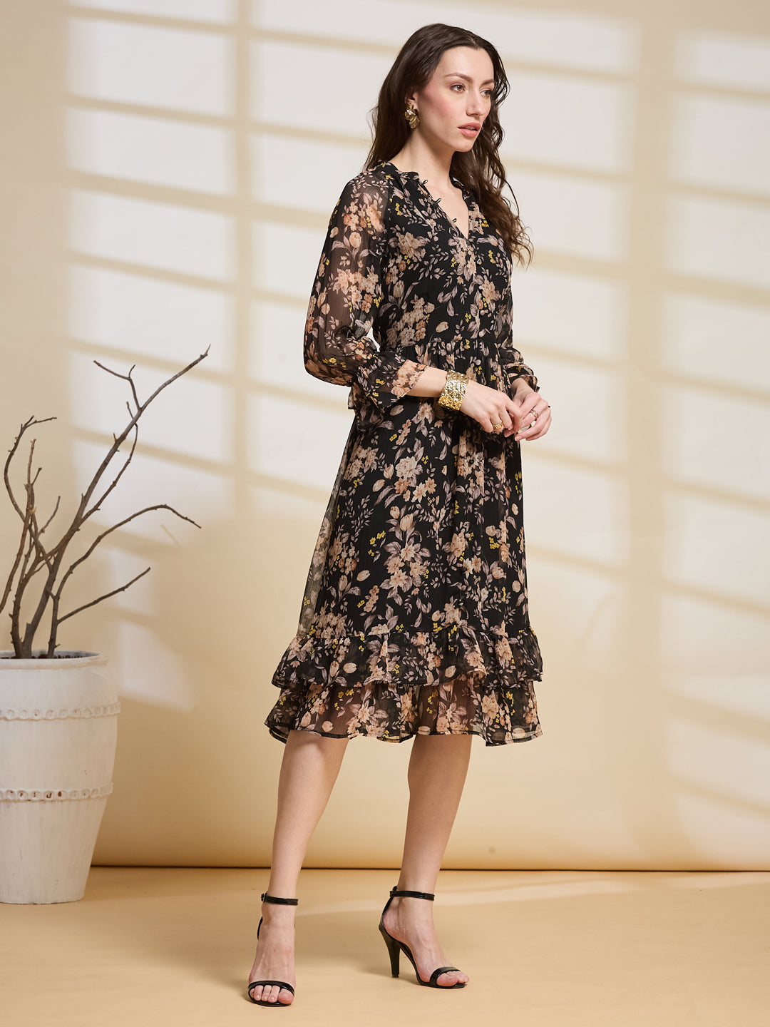Latin Quarters Women's Black Printed V-Neck 3/4Th Sleeve Casual Fit & Flare Dress