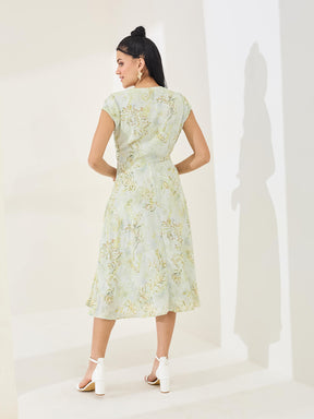 Latin Quarters Women's Green Printed Cap Sleeve V-Neck Casual A-Line Dress