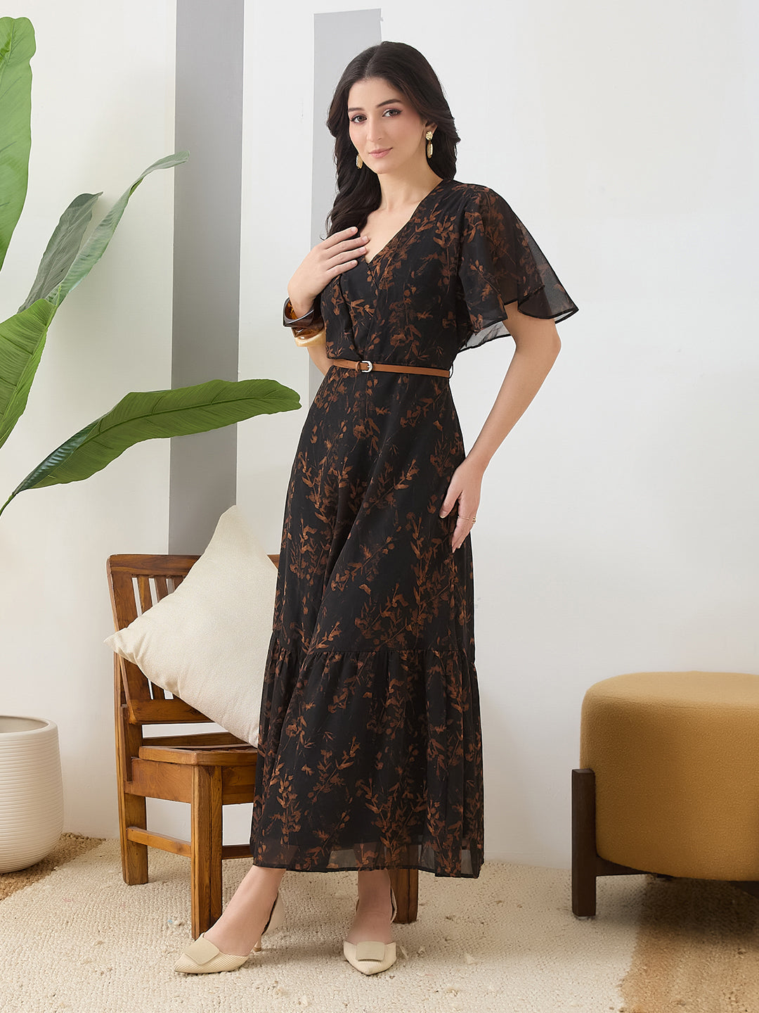 Latin Quarters Women Black Printed Maxi Half Sleeves V-Neck Casual Dress