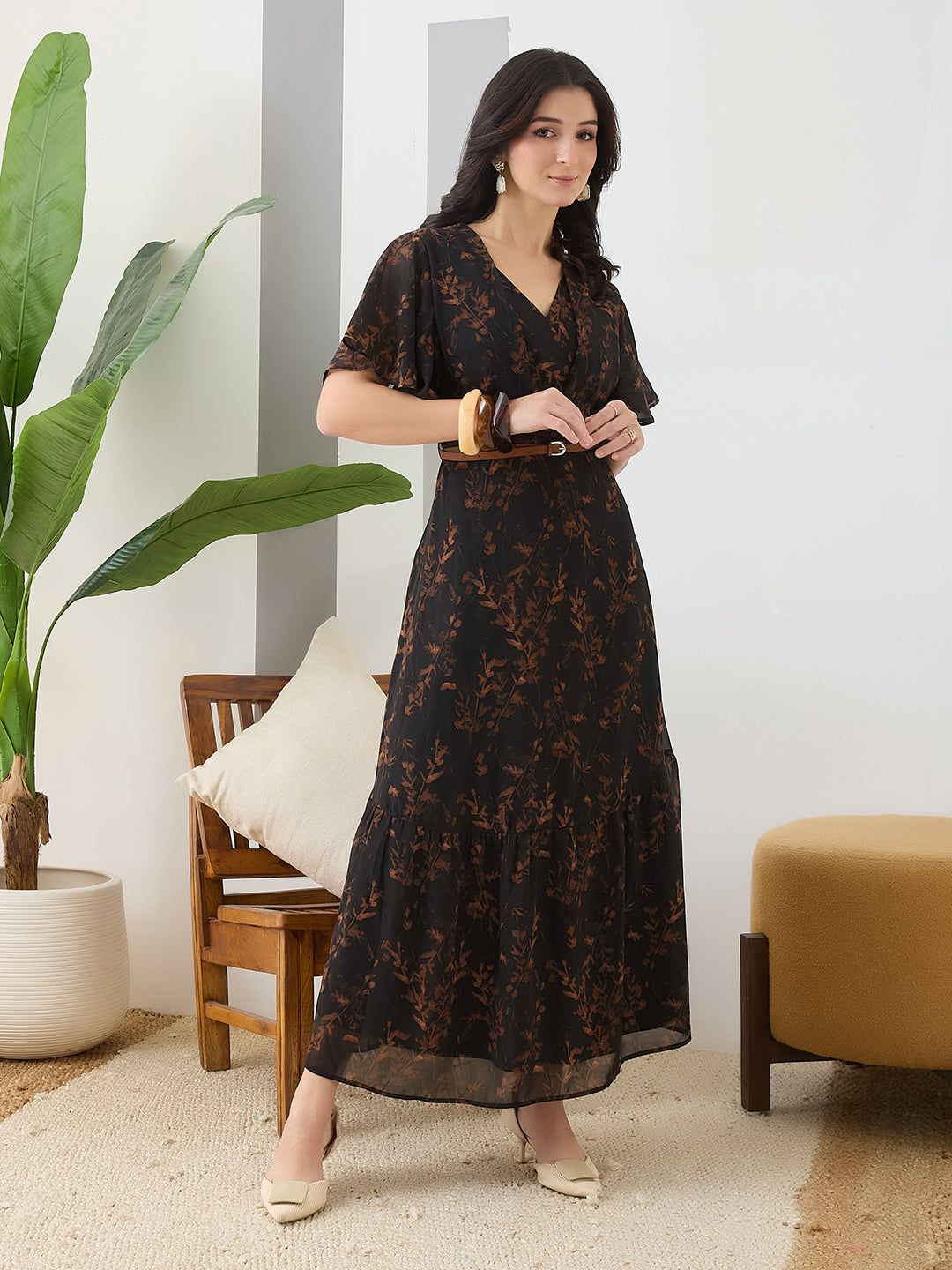 Latin Quarters Women Black Printed Maxi Half Sleeves V-Neck Casual Dress