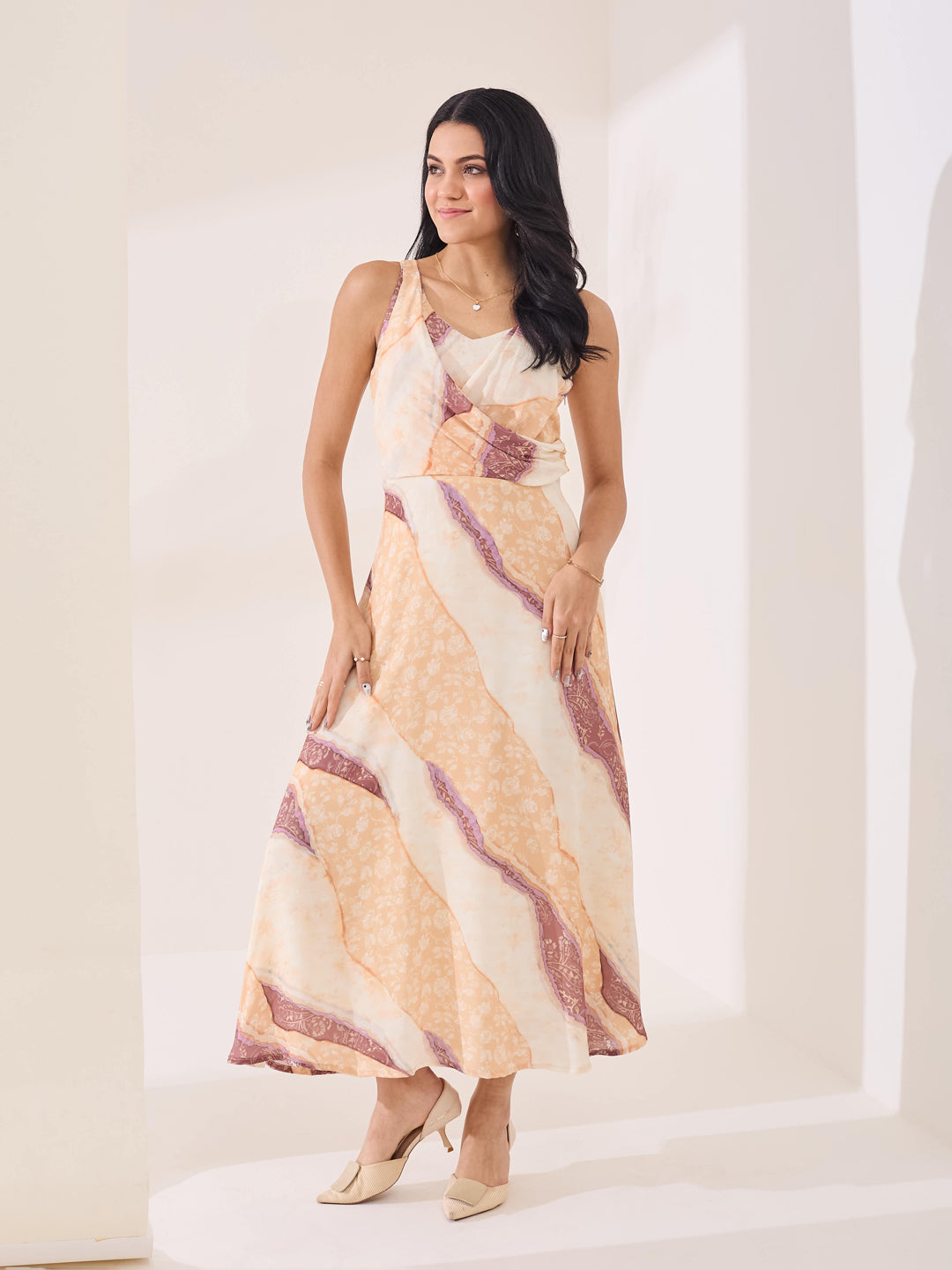 Latin Quarters Women's Yellow Printed Strappy V-Neck Casual A-Line Dress