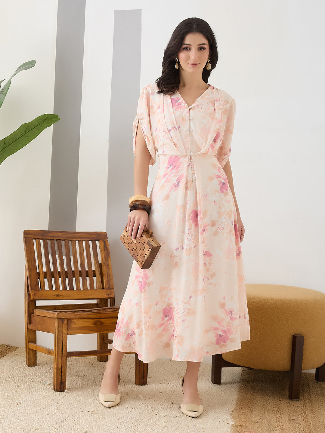 Latin Quarters Women Peach Printed Half Sleeves Casual Dress