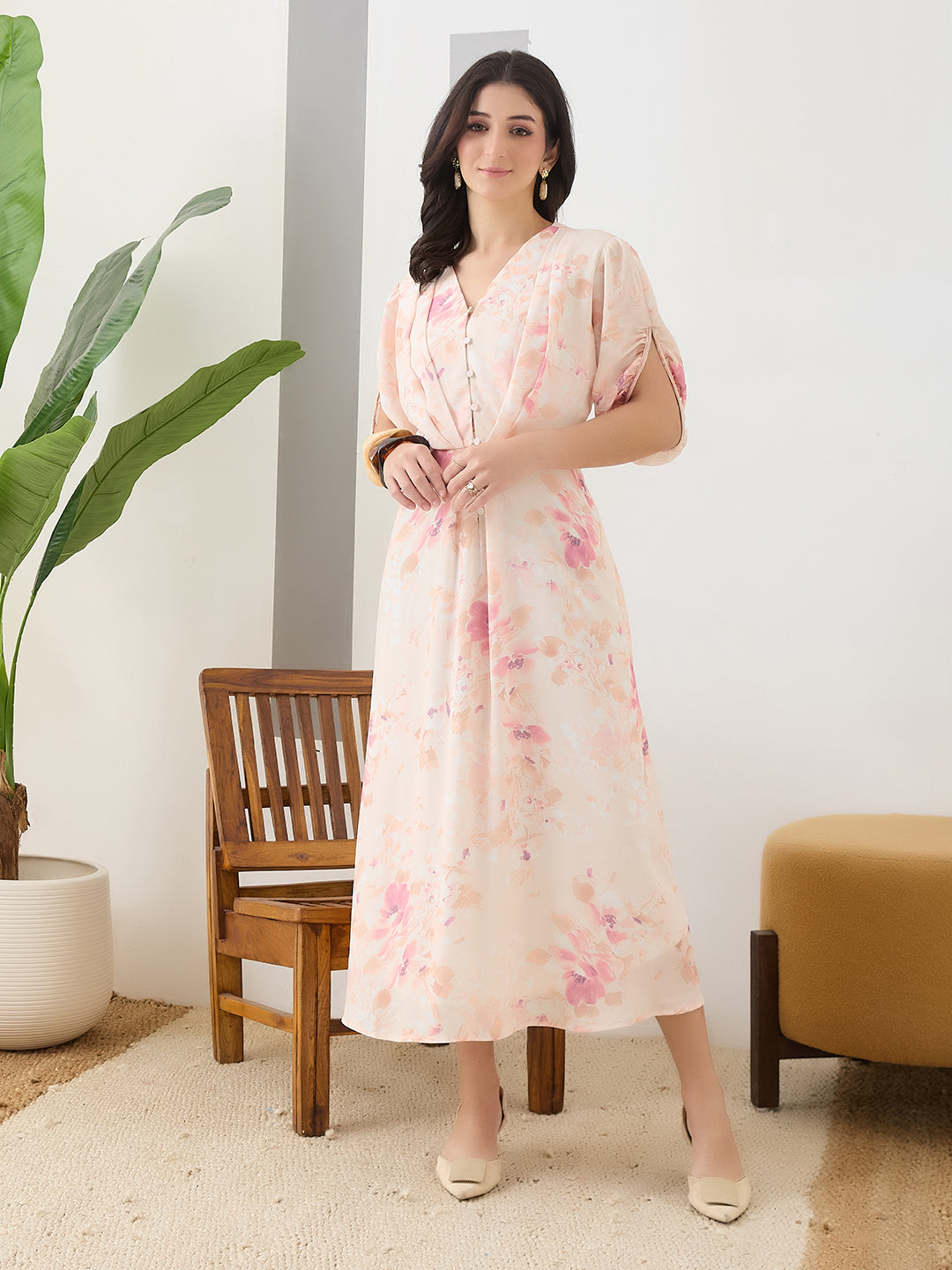 Latin Quarters Women Peach Printed Half Sleeves Casual Dress