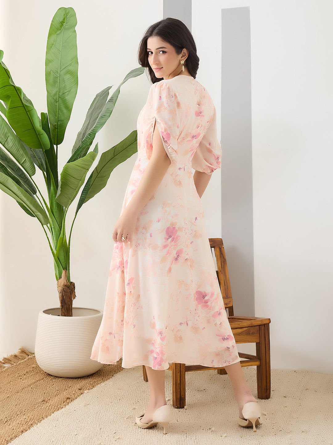 Latin Quarters Women Peach Printed Half Sleeves Casual Dress