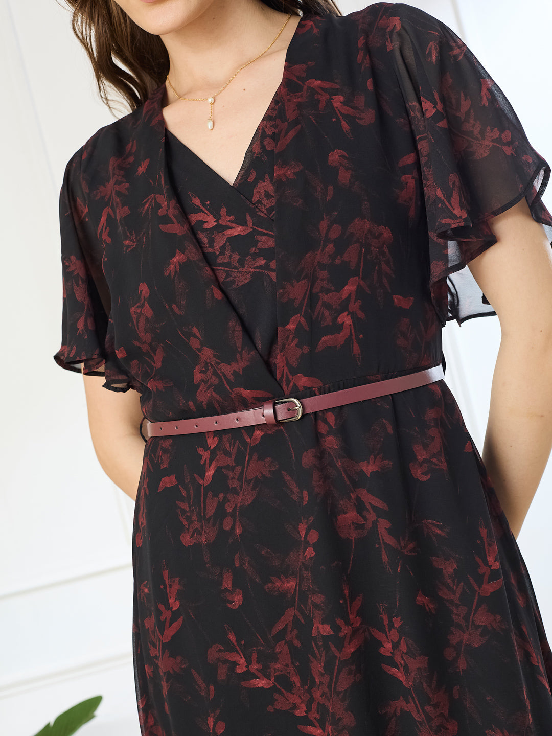 Latin Quarters Women's Black Printed V-Neck Half Sleeve Casual Fit & Flare Dress