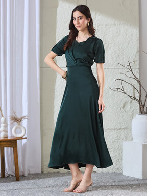 Latin Quarters Women's Green Solid Half Sleeves V-Neck Party A-Line Dress