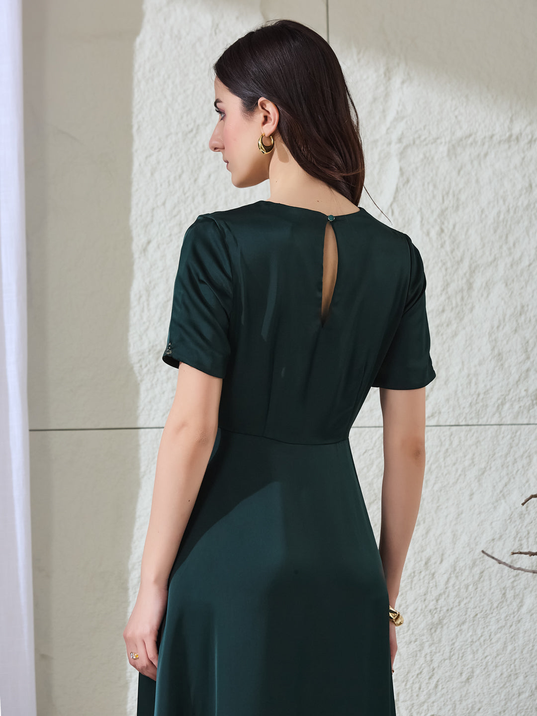 Latin Quarters Women's Green Solid Half Sleeves V-Neck Party A-Line Dress