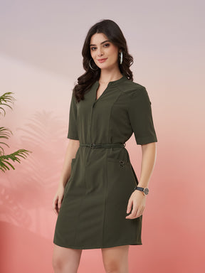 Latin Quarters Women's Green Solid Mandarin Neck Half Sleeves Casual Bodycon Dress