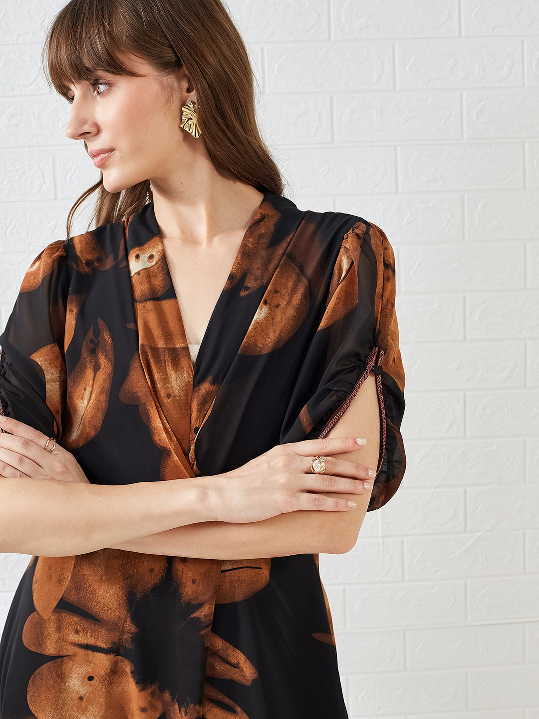 Latin Quarters Women's Brown Printed V-Neck Half Sleeves Casual A-Line Dress