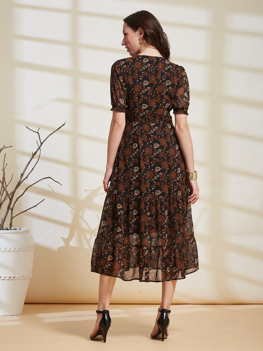Latin Quarters Women's Brown Printed V-Neck Half Sleeve Casual A-Line Dress