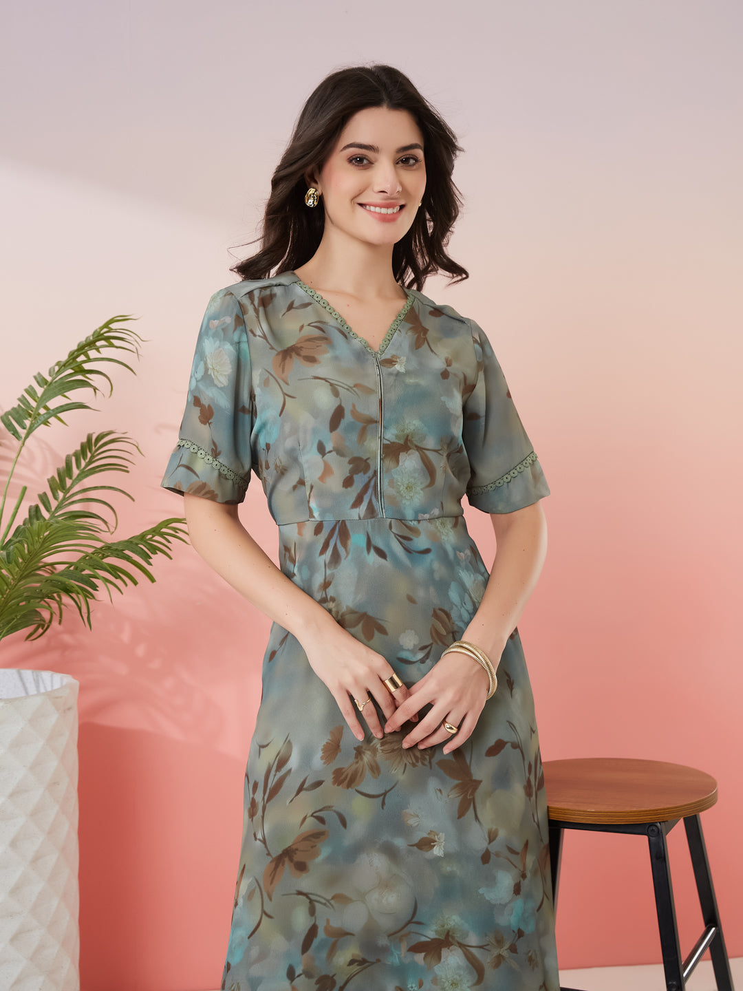 Latin Quarters Women's Green Printed V-Neck Half Sleeves Casual A-Line Dress