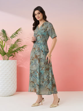 Latin Quarters Women's Green Printed V-Neck Half Sleeves Casual A-Line Dress