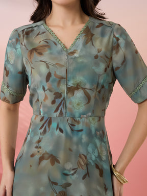 Latin Quarters Women's Green Printed V-Neck Half Sleeves Casual A-Line Dress