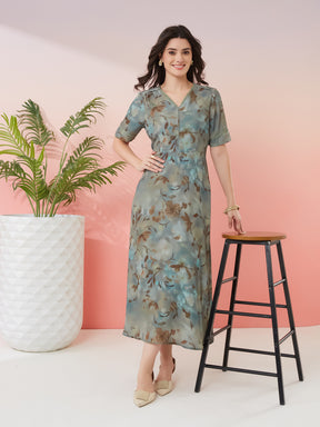 Latin Quarters Women's Green Printed V-Neck Half Sleeves Casual A-Line Dress