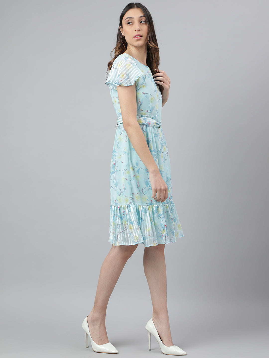 Blue Cap Sleeve Round Neck Floral Print Shift Dress for Women