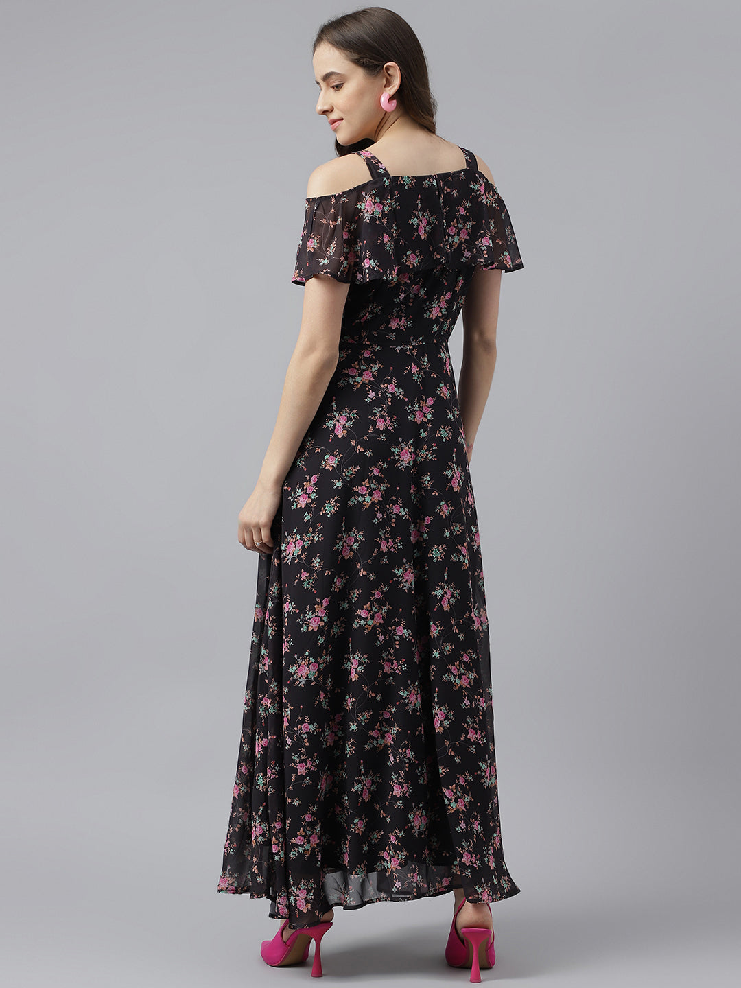 Latin Quarters Women's Black Half Sleeve Printed V-Neck Casual Dress