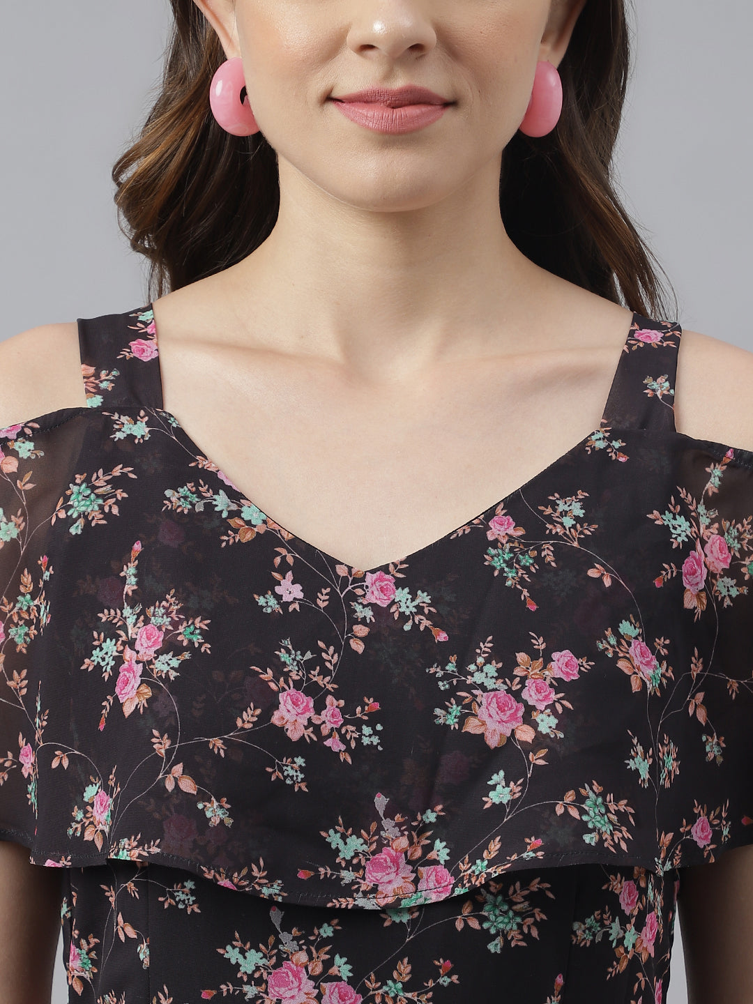 Latin Quarters Women's Black Half Sleeve Printed V-Neck Casual Dress