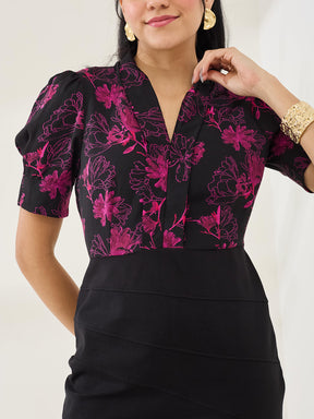 Latin Quarters Women's Black Printed Half Sleeves V-Neck Casual Bodycon Dress