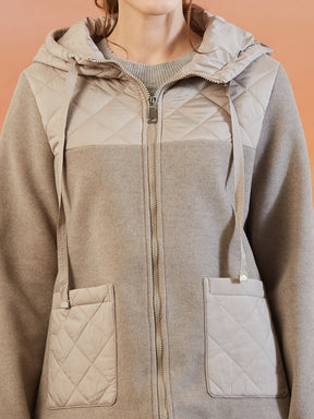 Latin Quarters Women's Beige Solid Full Sleeves Hooded Neck Casual Hooded Jacket