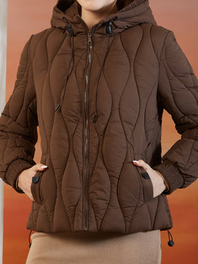 Latin Quarters Women's Brown Solid Full Sleeves Hooded Neck Casual Puffer Jacket