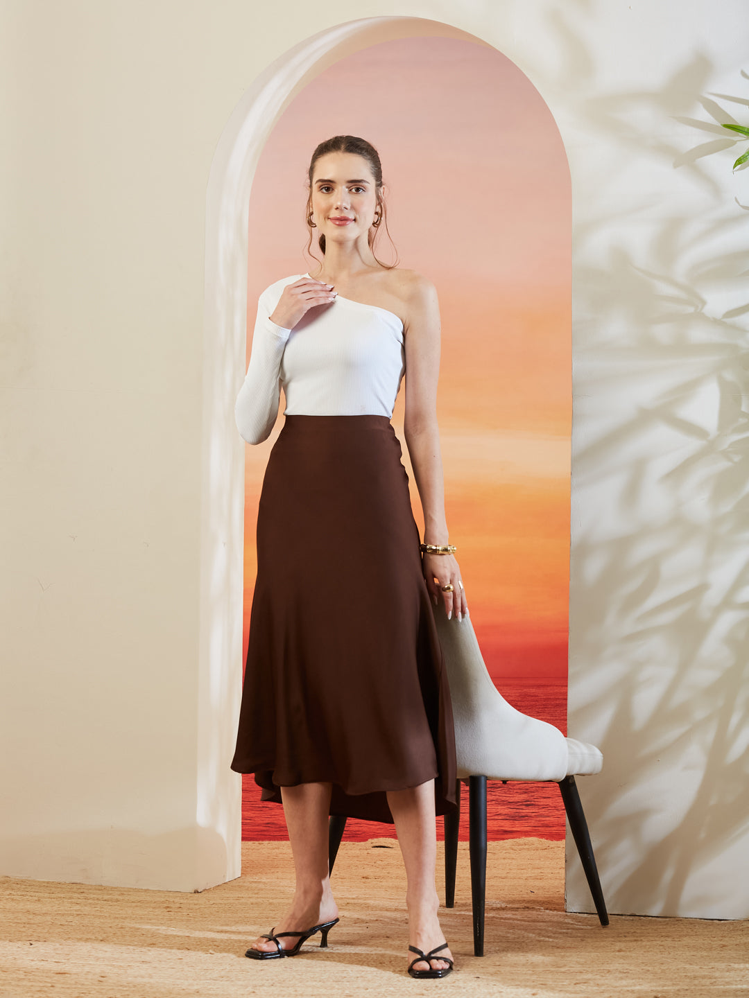 Latin Quarters Women's Brown Solid Party A-Line High Waist Skirt