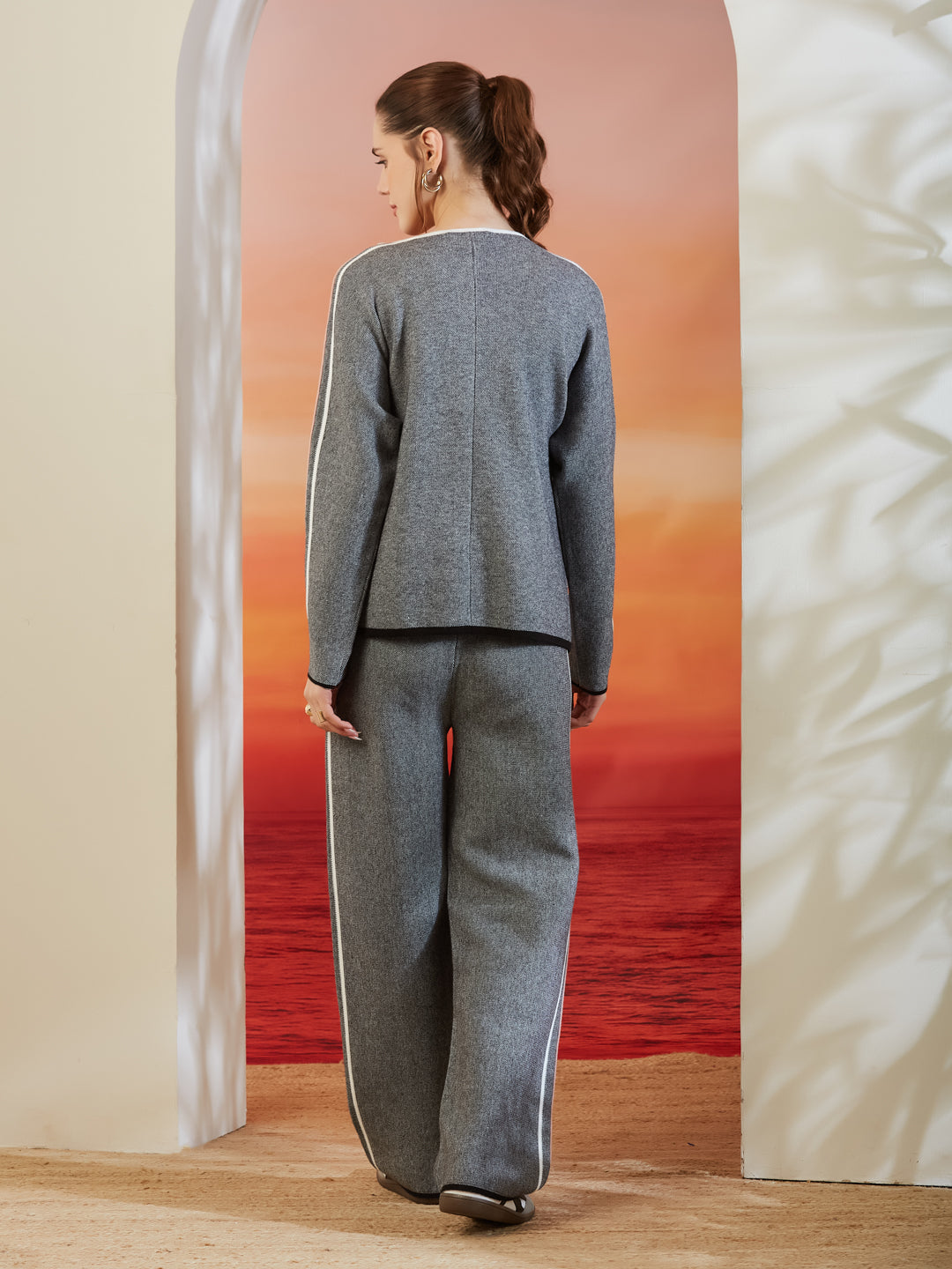 Latin Quarters Women's Solid Grey Full Sleeve Round Neck Casual High Rise Co-Ord Set