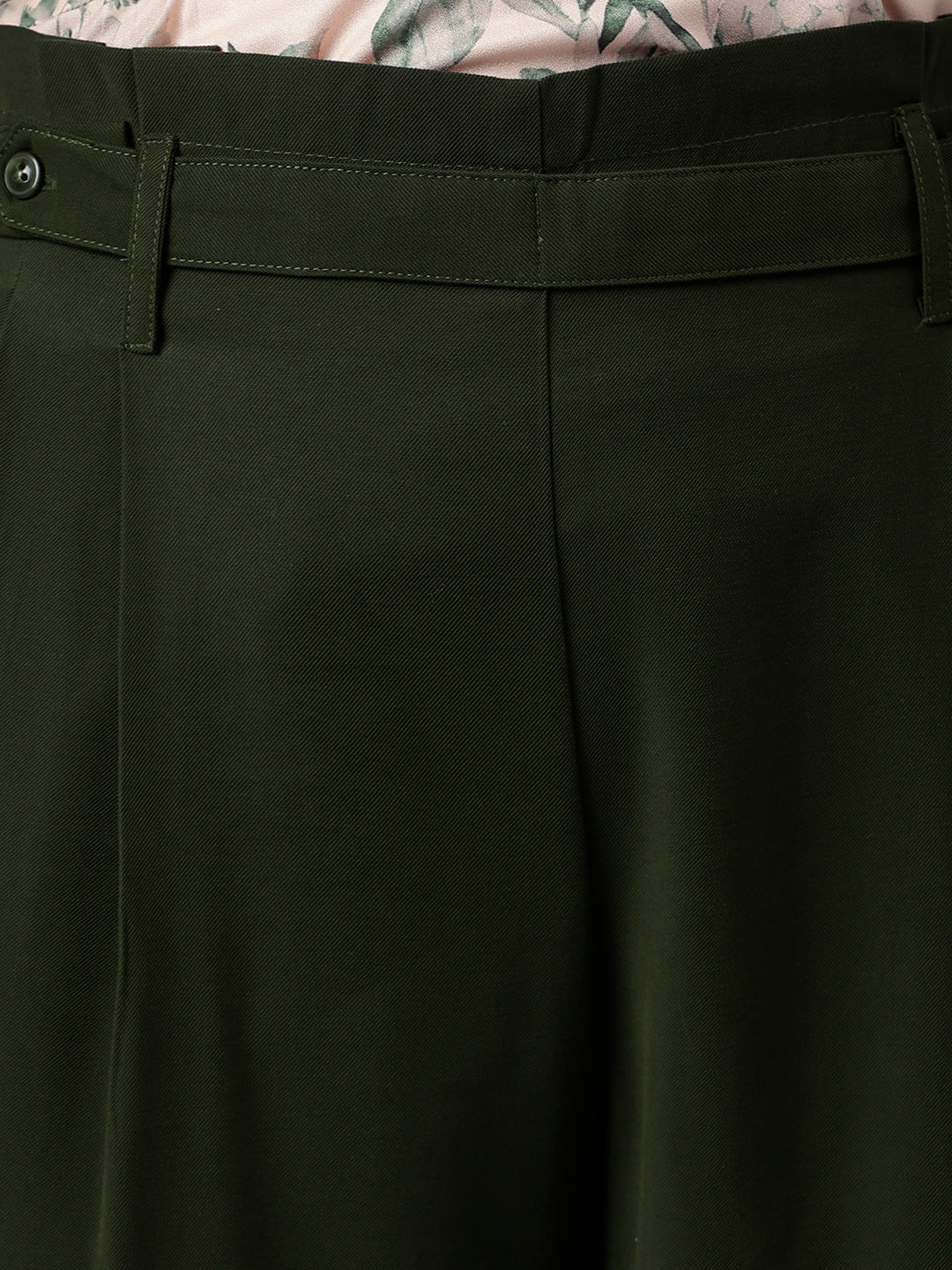 Green Solid Straight Pant