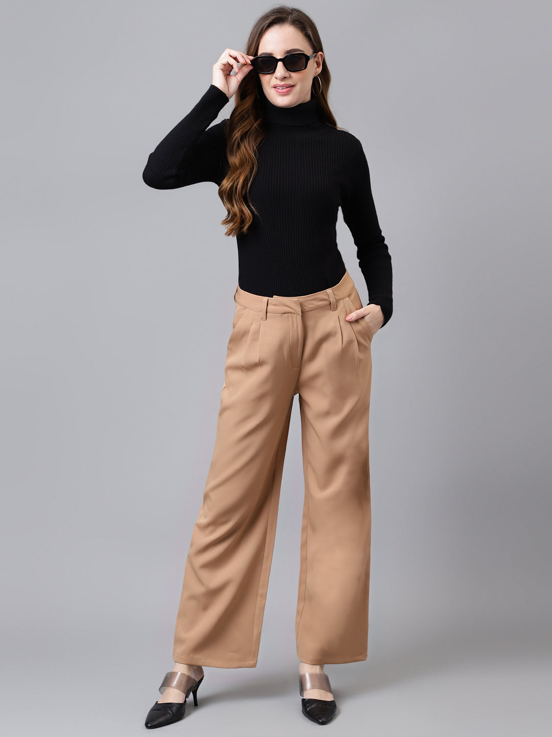 Women Beige Solid Straight Pant For Casual