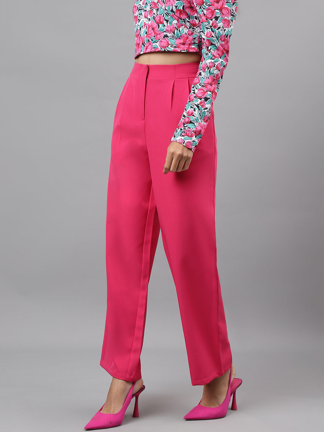 Women Pink Solid Straight Pant