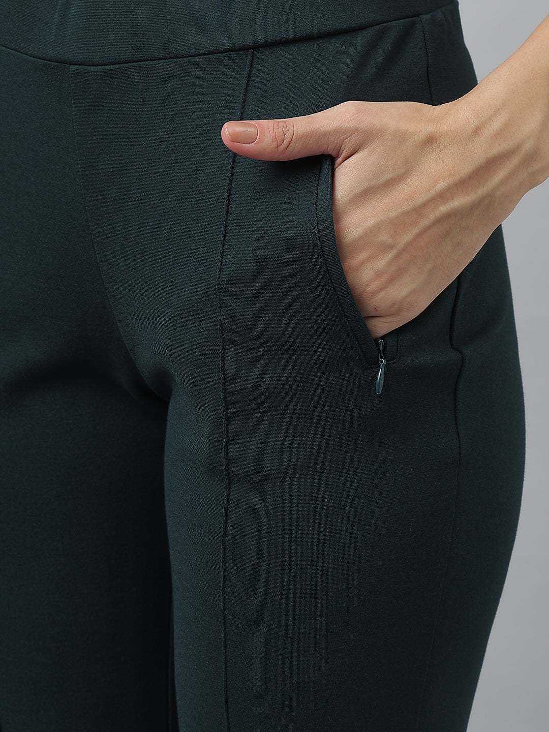 Latin Quarters Women's Green Solid Casual High Rise Full Length Flared Trouser