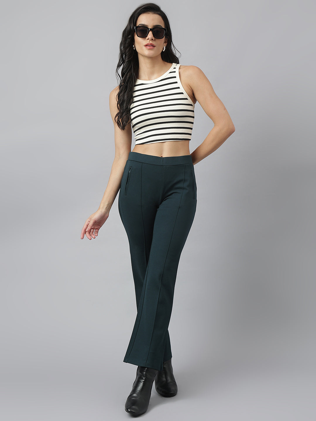 Latin Quarters Women's Green Solid Casual High Rise Full Length Flared Trouser